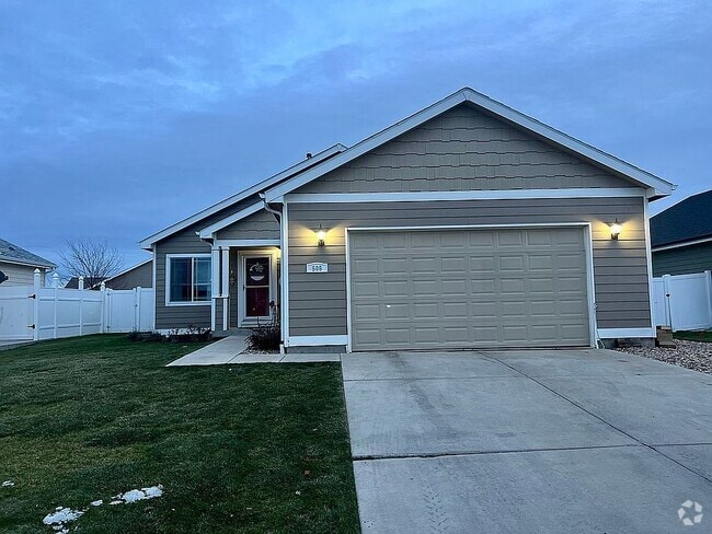 Building Photo - 509 Red Ryder Dr Rental