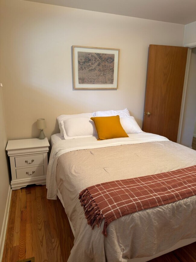 Photo - Manito House Unit 107