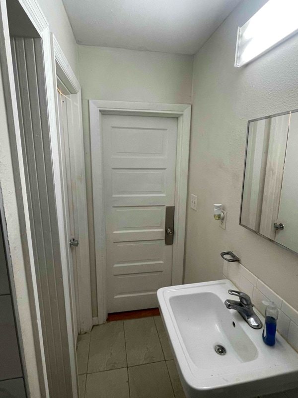 Photo - 115 5th St NE