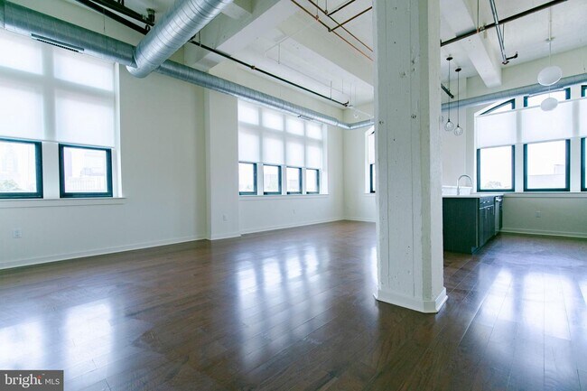 Photo - 1642 Fairmount Ave Unidad 4C