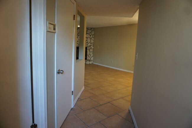 Photo - 3 bedroom townhome in Arlington