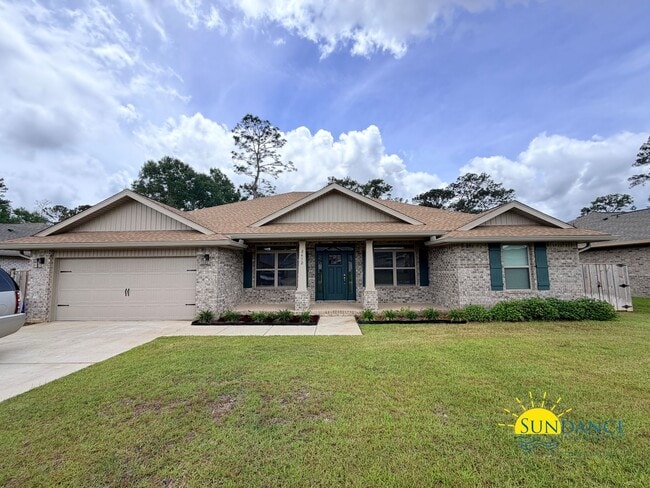 Beautiful 4-Bedroom Home in Quiet Crestview Cul-de-Sac! - Beautiful 4-Bedroom Home in Quiet Crestview Cul-de-Sac!