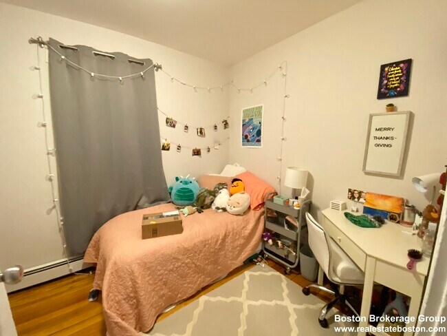 3 Sudan St