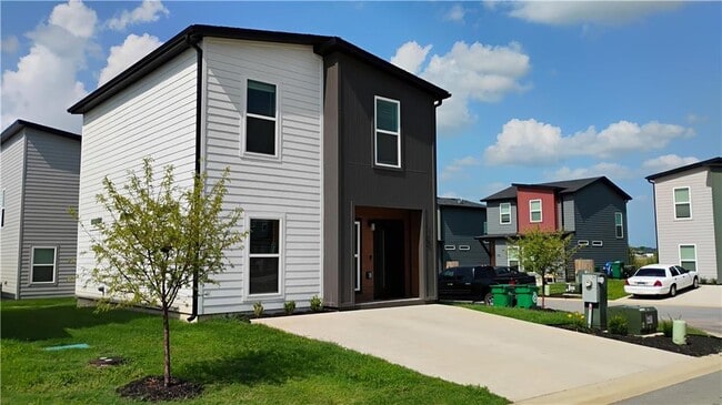 Building Photo - 1100 Indiana Ave Rental