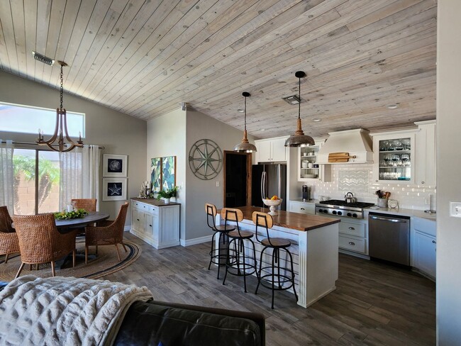 Photo - Amazing Fully Furnished Rental with Pool & Spa