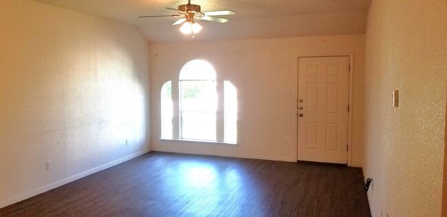 Photo - 4606 Waterproof Dr