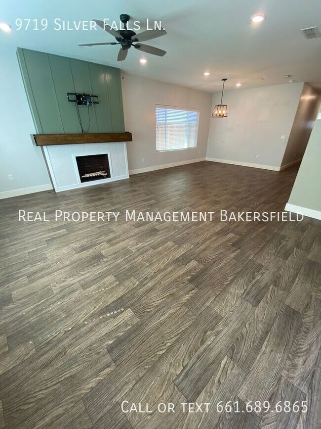 Photo - 9719 Silver Falls Ln