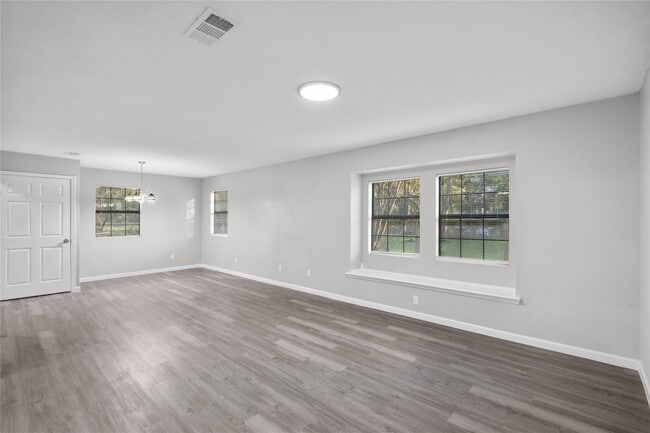 Photo - 20575 Kings Rd