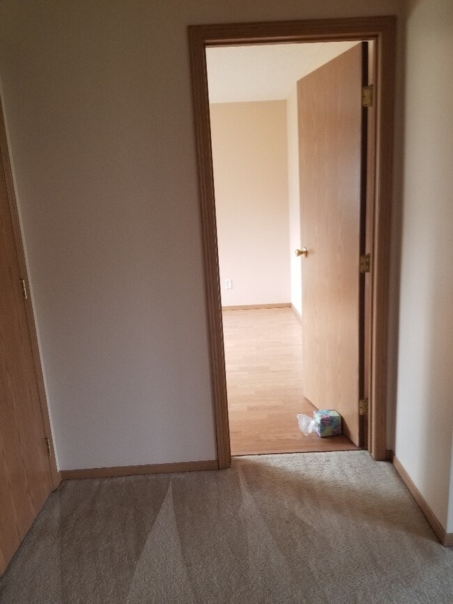 Photo - 1829 13th St E