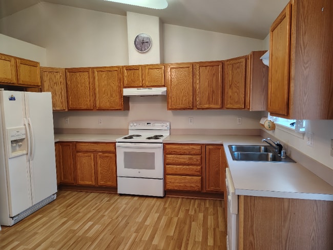 Photo - 2136 Harlequin Ct