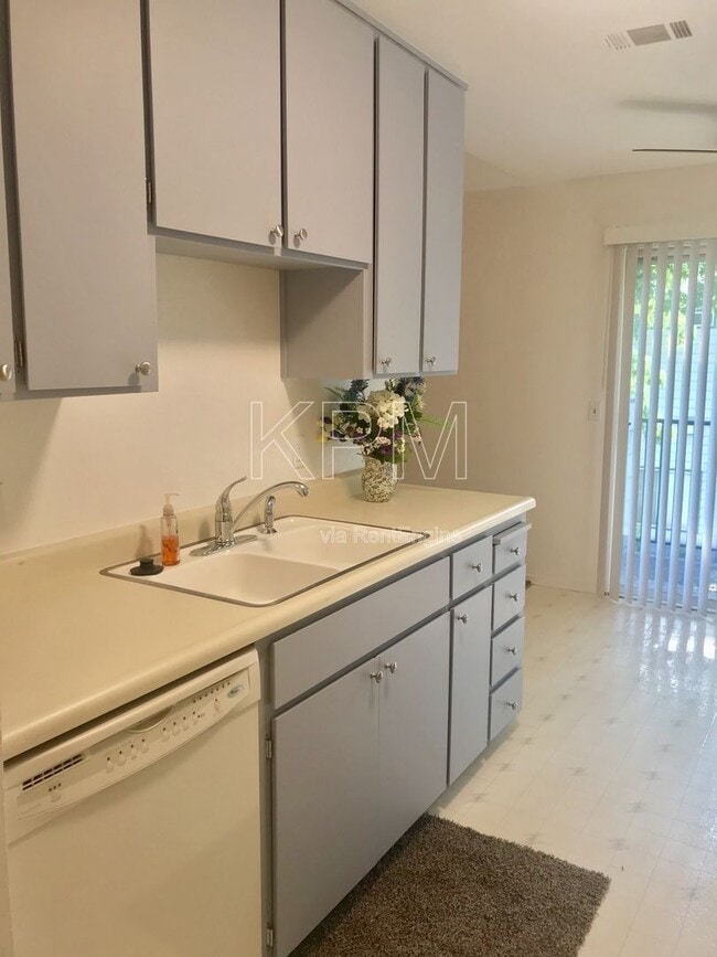 Photo - 445 Almond Dr Unit 64