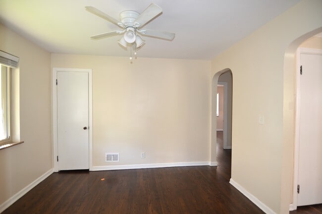 Photo - 6235 Cortelyou Ave Unidad 1