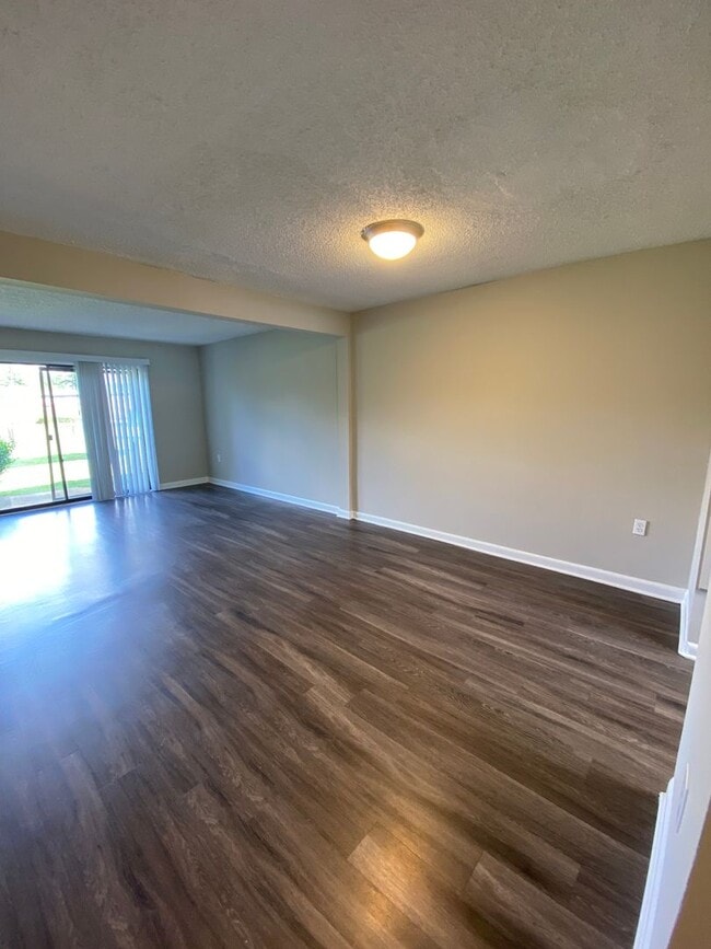 Photo - Gleneagle Apartment Homes