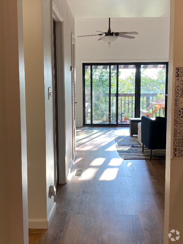 Building Photo - 5404 Briar Ridge Dr Rental