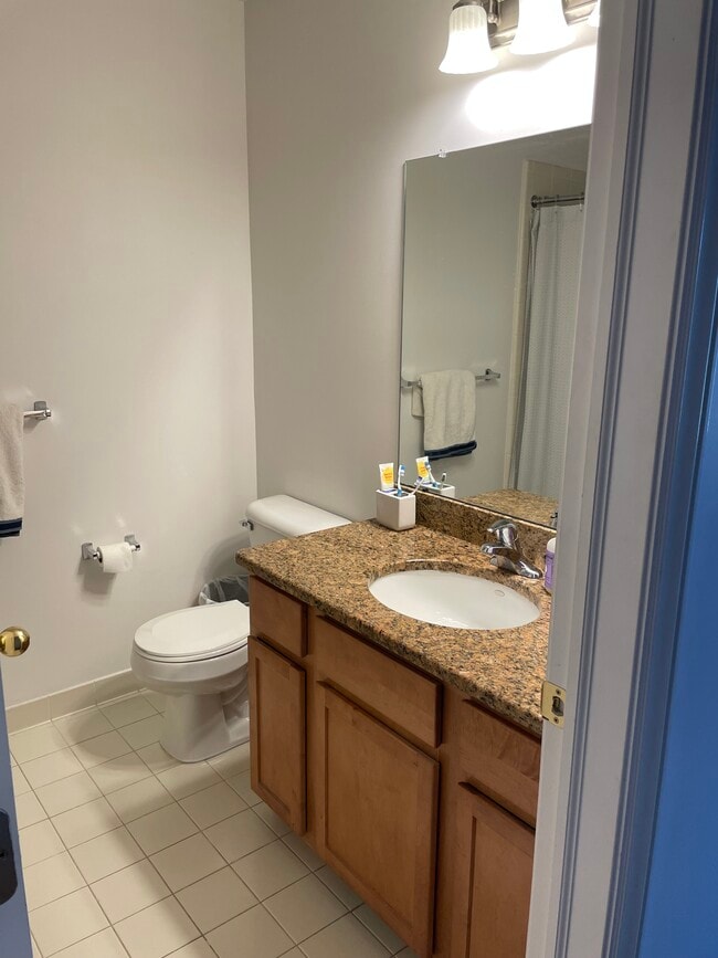 Photo - 5748 Hampshire Ln Unidad 5748 Hampshire Lane