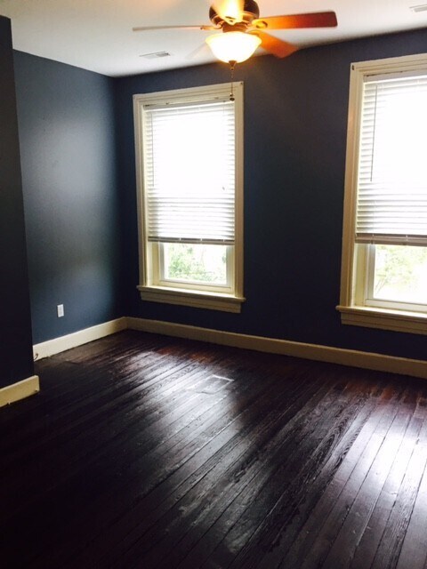 Photo - 511 St James St