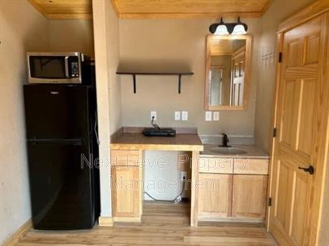 1263 Highway 2 E