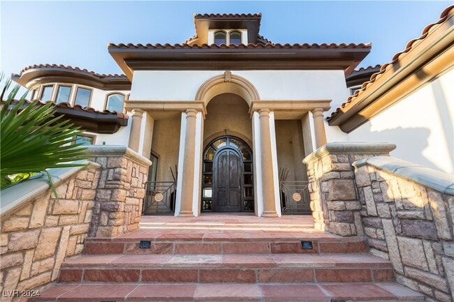 Building Photo - 8 Rue Mediterra Dr Rental