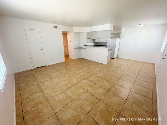 Photo - 1656 Stevens St Unit #3