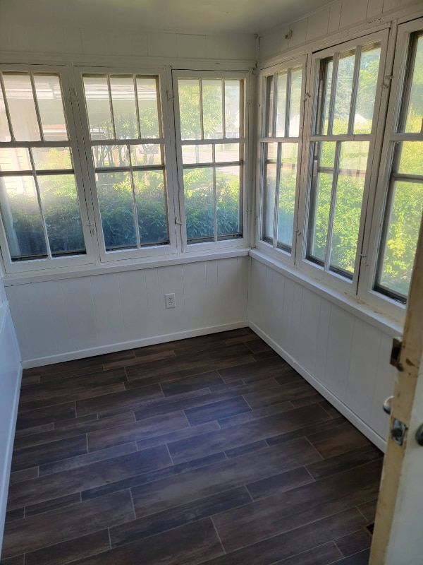 Building Photo - 1647 Marion Rental