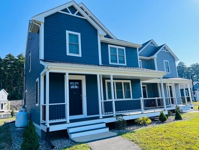 Photo - 6 Glacier Path