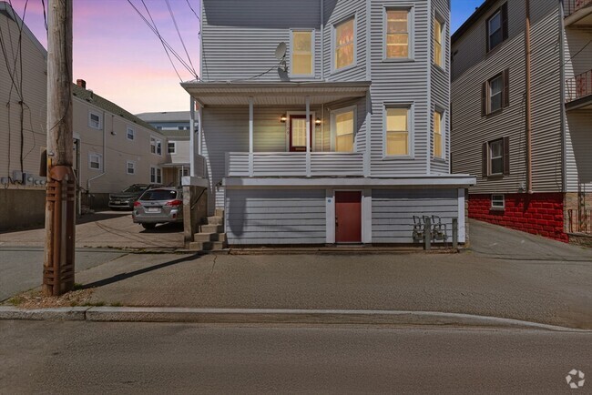 Building Photo - 109 Davis St Rental