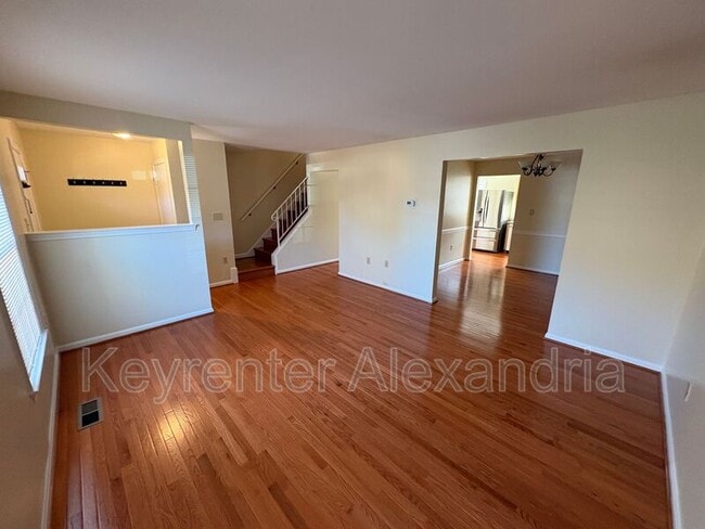 Photo - 8239 Dr Craik Ct