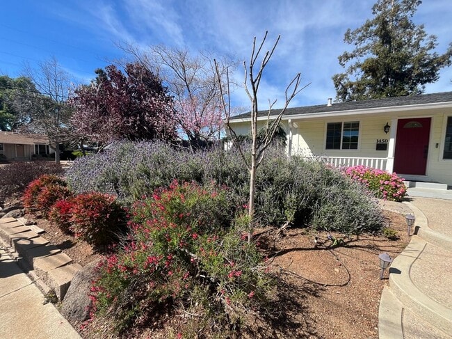 Photo - 1450 Carolina Dr