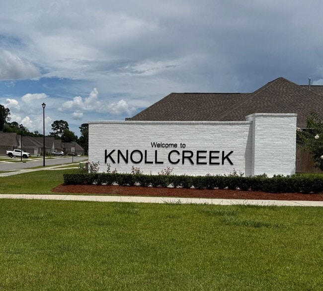 Photo - Move in Ready! Beautiful 3 Bedroom and 3 B...