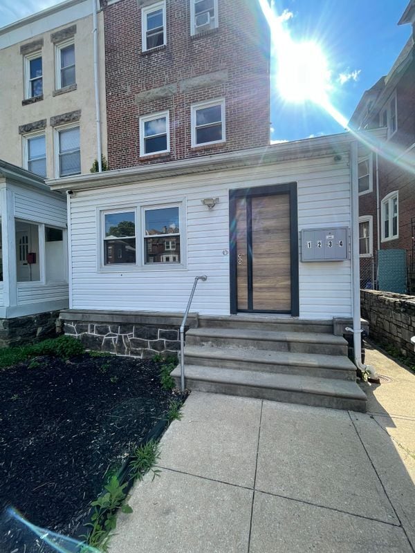 Building Photo - 820 Wynnewood Rd Unit 1a