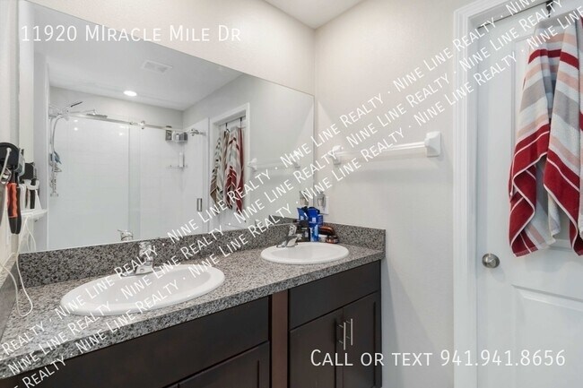 Photo - 11920 MIracle Mile Dr