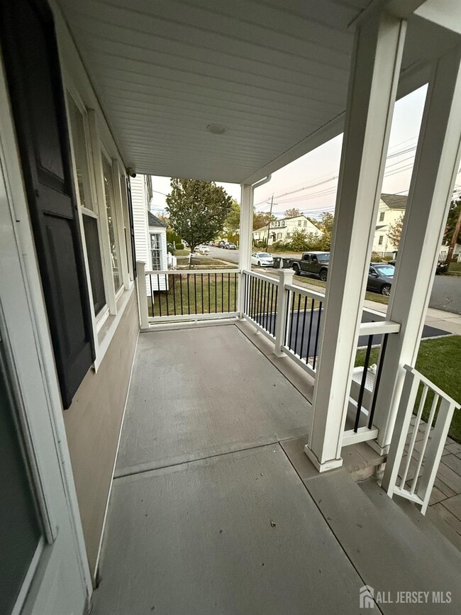 Photo - 207 Remsen Ave