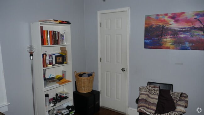 Building Photo - 1065 Atlantic Dr NW Unit A1 Rental