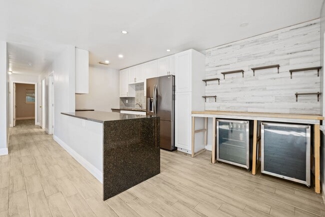 Building Photo - Charming 3-Bed, 2-Bath Home in Prime Fort ...