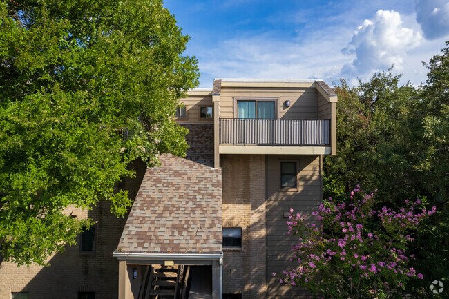 Photo - Spring Hollow Condos