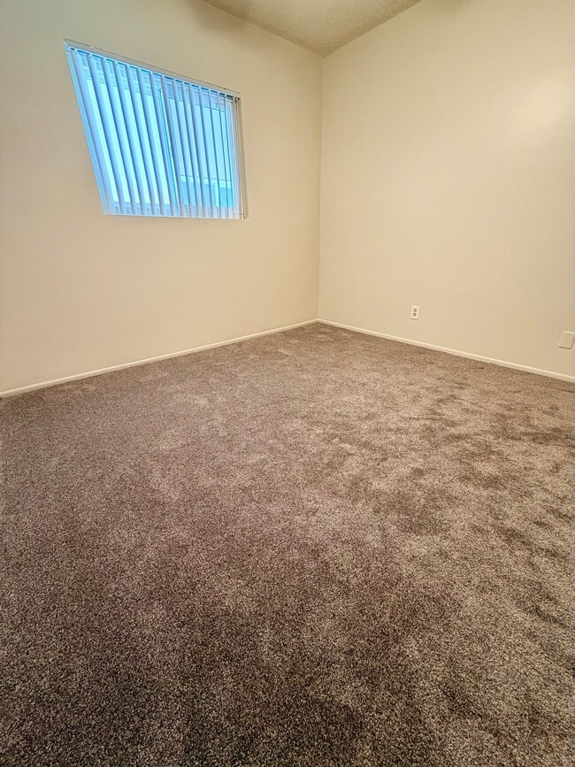 Photo - 12414 Dunrobin Ave Unit 9