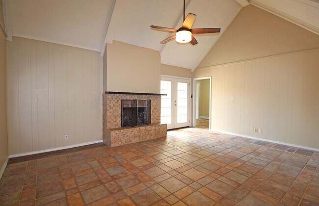 Photo - COMING SOON: Spacious 4 Bedroom in South Tulsa