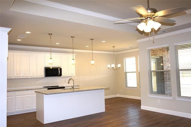 Photo - 707 Broken Bow Ln