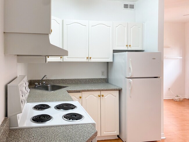 Photo - 362 Friel St Unit 18