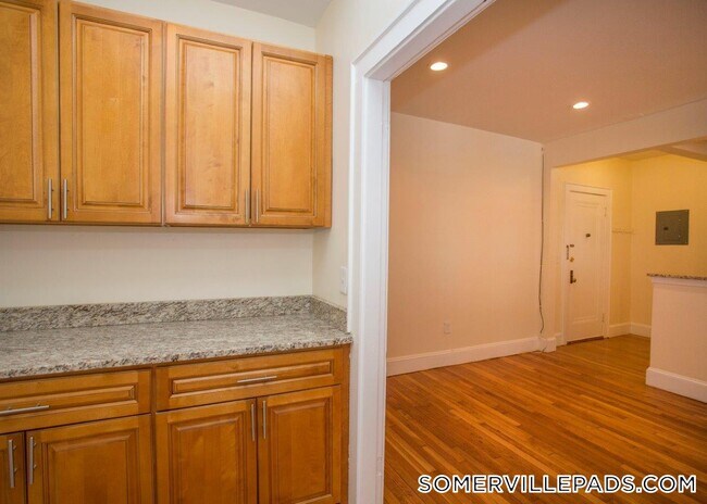 Photo - 136 Highland Ave Unidad 28