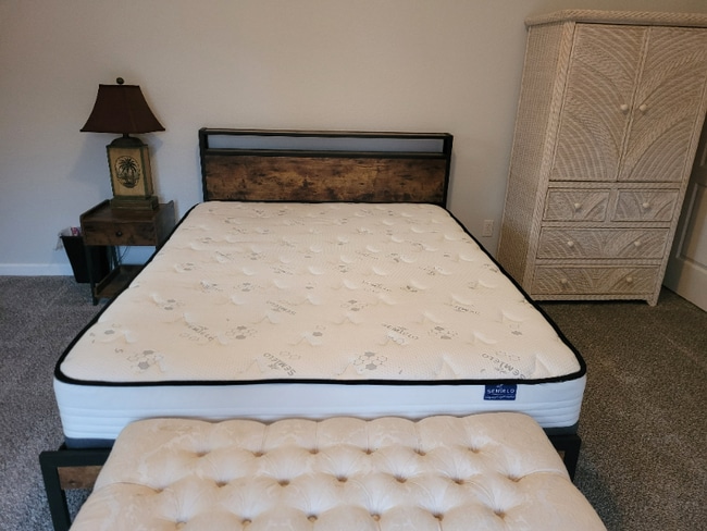 Photo - 536 Park Estates Square