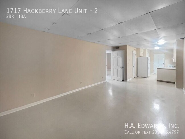 Photo - 1717 Hackberry Ln Unit 2
