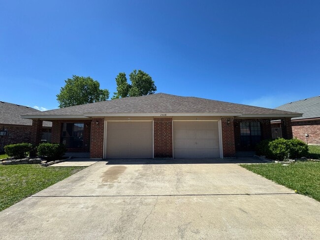 Photo - 1508 Nicholas Cir Unidad # A
