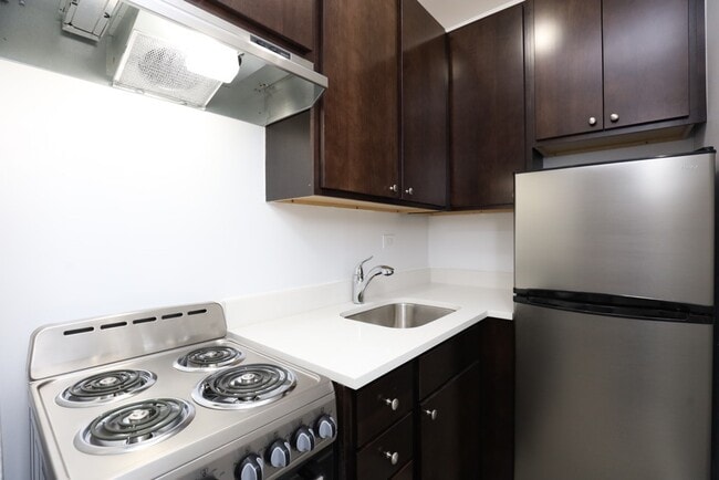 Photo - 1850 N Humboldt Blvd Unidad 401