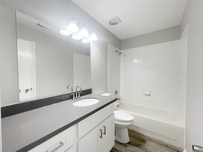Building Photo - 21231 Grand Linden Ct