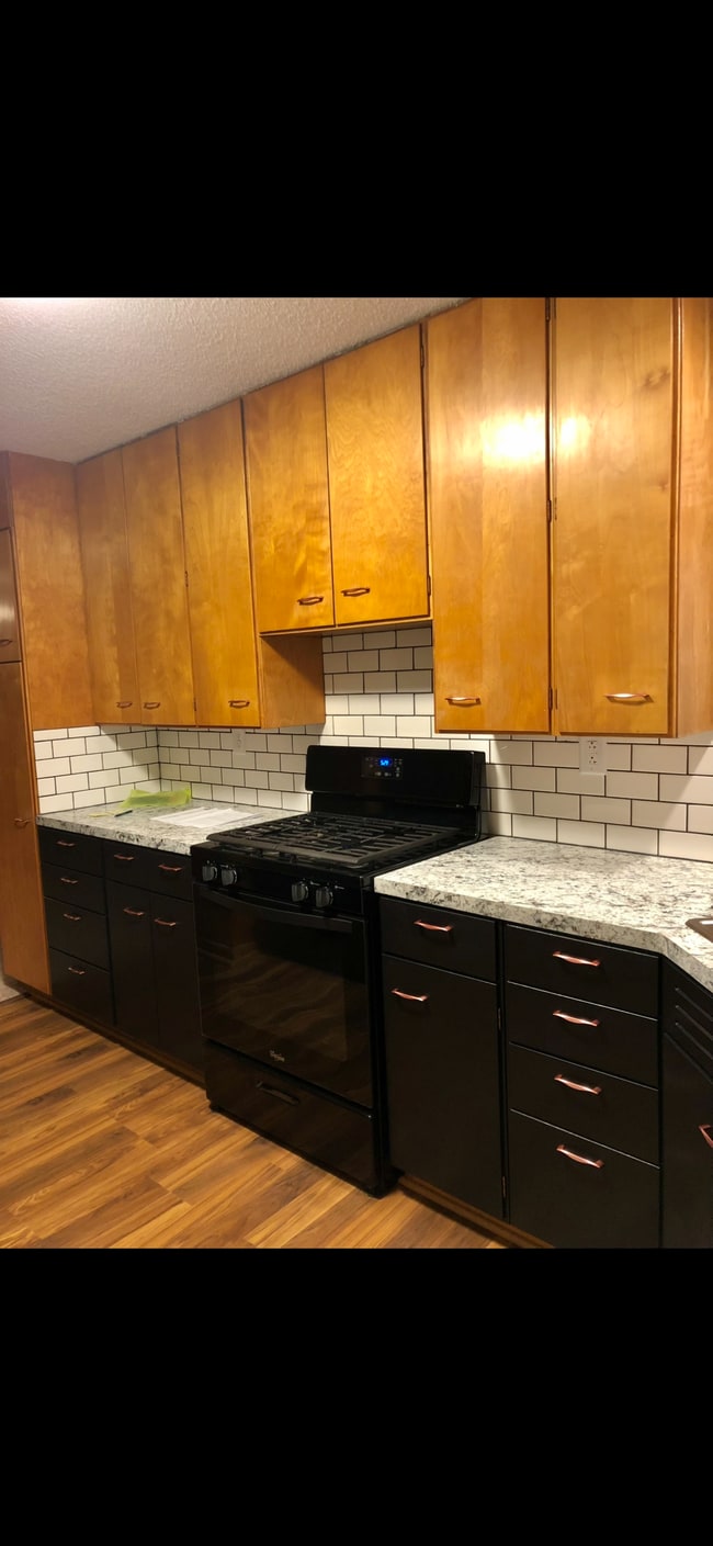 Kitchen - 303 Eugene St