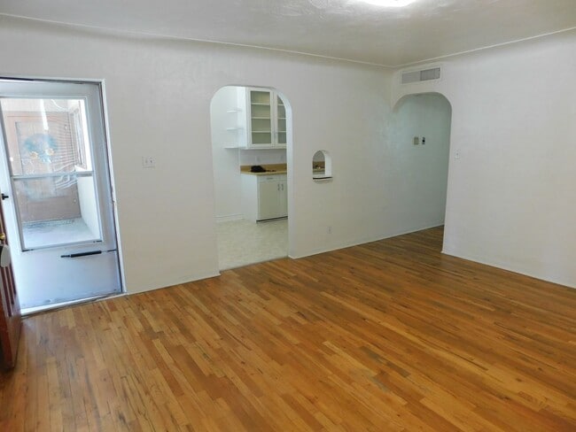 Photo - Close to CMU/St Mary's