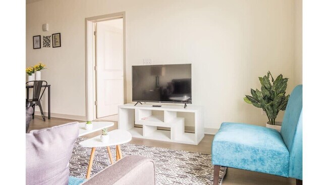 Photo - 633 E Main St Unit ID1014622P