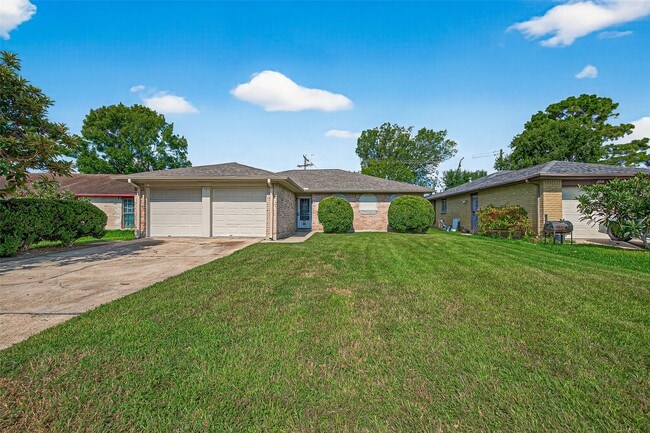 Photo - 5243 Wickview Ln