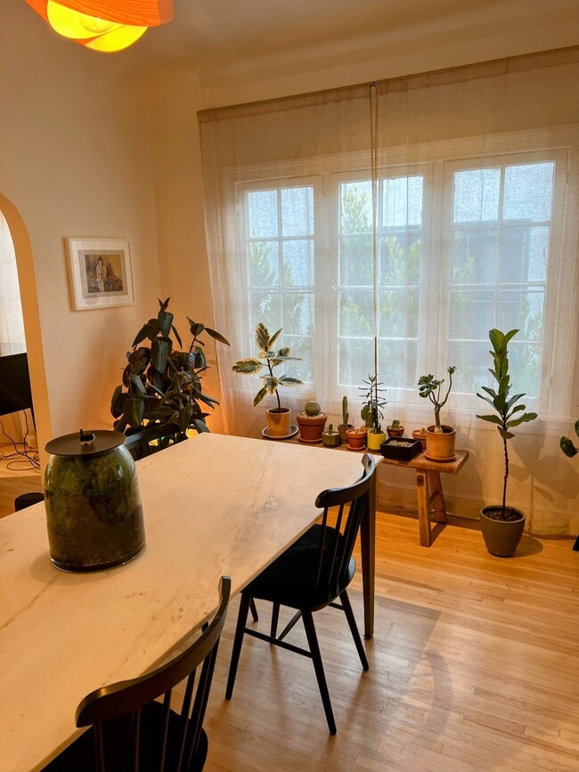 Photo - 453 N Orange Grove Ave Unidad 455.5